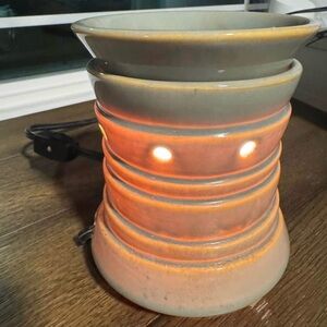 Scentsy warmer